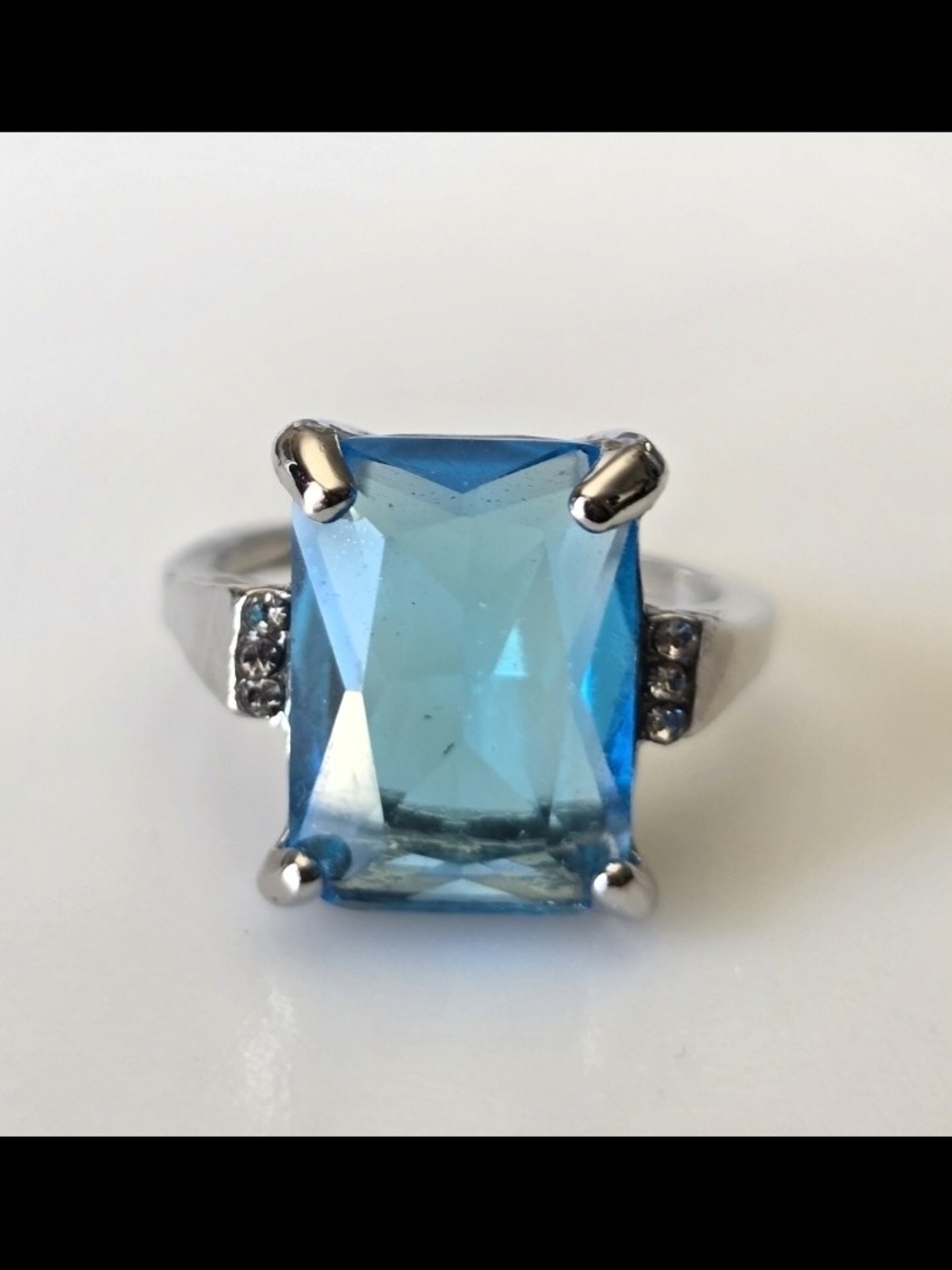 Blue Rectangular Gemstone Ring with Accent Crystals Size 7 8.5 Silver Blue * - Picture 2 of 9